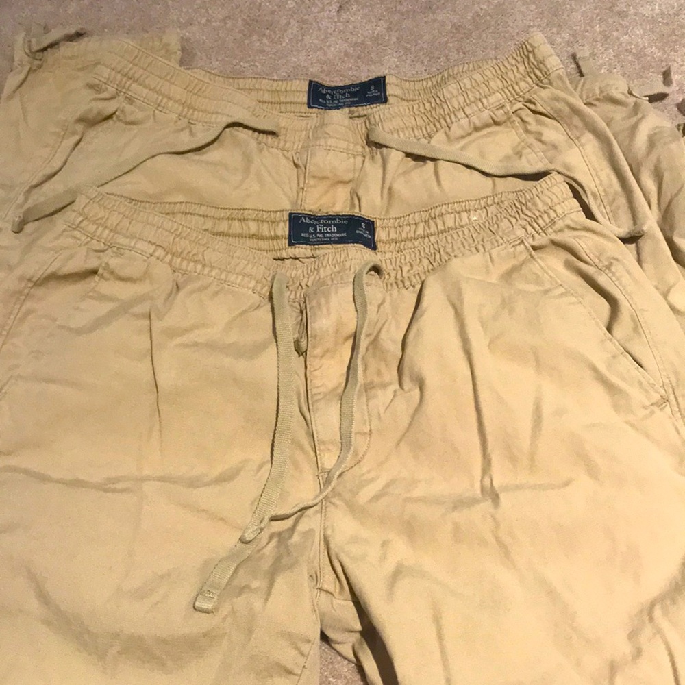 2 Abercrombie Men’s Small khaki adjustable joggers
